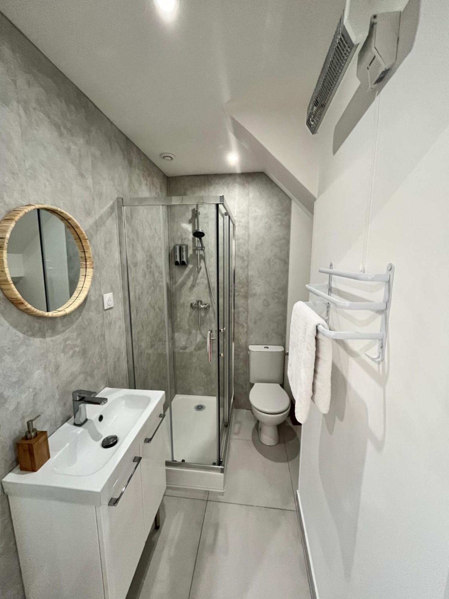 Les Appartements D'Ostende กาเลส์ ภายนอก รูปภาพ